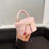 Llegada Nueva 2022 Bolso Caja Cadena Prismática Dulce Moda Mini Portátil Bolso Rojo Versátil Bolso Cruzado de Cadena