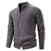 Jaqueta Suéter Nova Outono/Inverno 2025 Transfronteiriça Masculina com Zíper Tricô Estilo Coreano Tendência Casual Tricô Cardigan