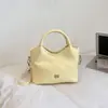Exquisito bolso de mano con patrón de diamantes para mujer, nueva moda de primavera 2026, versátil, de alta gama, bandolera y cruzado, tipo cubo