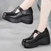 Nuevos zapatos de cuña de suela gruesa de primavera para mujer, versátiles, cómodos, casuales, zapatos de cuero de puntera ancha, cuero suave, punta redonda, zapatos de tacón alto para mamá