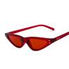 Jamie 6896 Estilo Callejero Europeo y Americano Retro Ojo de Gato Gafas de Sol Rojas Triangulares Transparentes de Colores