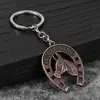 Chaveiro de ferradura e cabeça de cavalo vintage em estoque para atacado, pingente de metal estilo lucky europeu e americano, acessório personalizado para bolsa