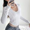 Camiseta de manga corta irregular con cintura de espina de pescado picante y dulce americana de principios de otoño para mujer, camiseta básica adelgazante de corte entallado para mujer.