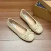 Zapatos Individuales Versátiles para Mujer, Cómodos Planos de Punta Redonda, Tela Suave, Zapatos Retro para el Trabajo en Nuevo Estilo Chino con un Pequeño Lazo