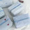 Bolsa de Maquiagem Azul Fresca e Simples de Mão para Mulheres, Bolsa de Armazenamento Portátil, Bolsinho Interno, Bolsa de Armazenamento para Viagem, Pequena Bolsa de Maquiagem