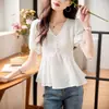 Verão 2025 Novo Top de Chiffon com Gola V de Manga Curta que Cobre a Cintura e a Barriga Camisa Estilosa Redutora de Idade Feminina de Verão
