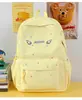 Mochila fofa para meninas do ensino fundamental, com estampa de bolinhas, um visual estiloso e único, e grande capacidade, tornando-a perfeita para estudantes do ensino médio.