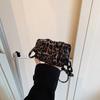 Bolsa Quadrada Pequena Mini Fashion Estilo Coreano Linda Bolsa Pequena de Outono Bolsa Feminina 2025 Nova Bolsa Transversal de Ombro na Moda