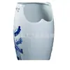 Olla de porcelana azul y blanca pintada a mano para vaporizar pies, utilizada en centros de salud para terapia de vapor de hierbas, spa de pies y cuidado de la salud en casa para vaporizar piernas