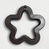 Accesorios de pegamento crema DIY al por mayor flor de ciruelo hueca estrella de cinco puntas orificio para colgar Cuentas colgante aretes con cuentas accesorios de joyería