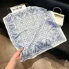 70 pequeno lenço quadrado elegante simples lenço profissional de seda artificial xale decorativo das mulheres novo lenço de seda de alta qualidade atacado