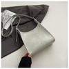Bolsos de Mujer de Gama Alta de Nicho 2026 Nuevo Primavera/Verano Bolso Cruzado Vintage Versátil Bolso de Hombro Tipo Cubo Casual