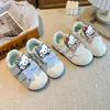 Zapatos Deportivos para Niñas 2026 Hello Kitty Lindo Moño Suela Suave Velcro Transpirables Zapatos de Tabla Princesa para Niños Pequeños