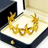 Pulsera de Acero Inoxidable de Venta Caliente Europea y Americana Transfronteriza, Diseño Minimalista Hueco Estilo Francés, Brazalete Abierto, Joyería Retro de Nicho