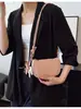 Bolsas Populares Femininas Deste Ano 2025 Verão Nova Bolsa de Ombro Casual de Nicho, Bolsa Transversal Elegante, Doce e Fashion