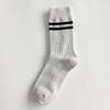 Calcetines de otoño e invierno para hombre Calcetines Joker para hombre estilo académico clásico de dos rayas calcetines de algodón transpirables fabricantes en stock al por mayor