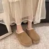Chinelos de Algodão Batata Pequena para Uso Externo, Estilo Birkenstock 2025 Meio Chinelos de Bico Fechado, Planos com Lã Adicionada para Aquecimento, Chinelos Antiderrapantes Femininos de Outono e Inverno