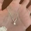 Collar Colgante de Perla Imitación Plata Triturada para Mujer 2026 Nuevo Estilo Lujo Ligero Nicho Gama Alta Regalo de Cumpleaños para Novia