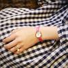 Reloj de Mujer Leche Cubo Pequeño Retro Lujo Ligero Simple Elegante Correa Fina de Cuero Mori Nicho Reloj de Cuarzo