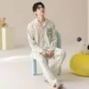 Pijama de cárdigan con cuello de algodón puro para hombre, manga larga y pantalón largo, diseño de dibujos animados, nuevo conjunto de dos piezas para el hogar de otoño