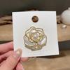 Vintage Estilo Francês Pérola Camélia Corpete Elegante Estilo Perfumado Broche High-end Mulheres Requintado Terno Nicho Acessórios