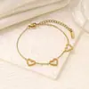 Pulsera Transfronteriza de Acero de Titanio y Oro de 18 Quilates para Mujer con Colgantes de Corazón, Estrella y Luna, No se Desvanece, Versátil, Joyería de Alta Gama
