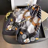 Bufanda Estampada de Seda Imitación Estilo Ecuestre Transfronteriza, Chal de Alta Gama, Pañuelo para el Cuello con Protección Solar, Pañuelo Cuadrado Pequeño, Pañuelo para la Cabeza, Bufanda para Mujer