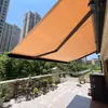 Toldo cantilever de aleación de aluminio para exteriores para villas, balcones y tiendas; toldo retráctil eléctrico para protección solar y de lluvia; personalizable con un logo