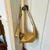 Bolso pequeño vintage de otoño e invierno para mujer 2026 nuevo bolso cruzado versátil de moda bolso de hombro exquisito súper popular bolso tipo albóndiga