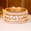 Anillo de Zirconia de Círculo Completo de Lujo Ligero Estilo Europeo y Americano, Anillos Lisos con Incrustaciones de Diamantes de Varios Estilos para Apilar, Joyería de Nicho para el Día a Día