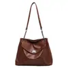 Bolso Retro para Mujer de Gran Capacidad 2023 Nuevo de Moda Verano Cadena Hombro Cruzado Bolso Tote para Clase y Viajes