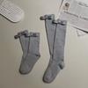 Calcetines de Estilo Francés hasta la Pantorrilla, Rayas Verticales en Blanco y Negro Gris, Estilo Versátil Adelgazante de Pasarela, Calcetines Arrugados con Lazo al por Mayor