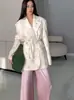 Colección otoño/invierno 2026 de Amazon: Moda europea y americana transfronteriza, que favorece la figura, adelgazante, con cinturón en la cintura, corte holgado, chaqueta versátil de cuello en V para mujer