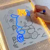 Protección Ocular Regalo Infantil Tablero de Escritura a Mano Luminoso LCD Tablero de Dibujo con Lámpara para Protección Ocular Infantil Viene con 7 Bolígrafos de Colores que se Pueden Borrar