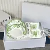 Suministro directo transfronterizo D hogar luz de lujo simple taza de café y platillo juego de té de la tarde europeo taza de té negro 2 tazas 2 platillos caja de regalo