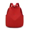2026 Nova Moda Tendência Versátil Grande Capacidade Mochila Feminina Casual Leve Bolsa de Nylon Mochila de Viagem