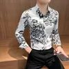 Camisa Floral Masculina de Manga Longa Estilo Étnico Novas Blusas de Primavera e Outono Estilo Masculino Estampada Elegante e Bonita Slim