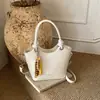 Bolsa de Hombro Estilo Nuevo Primavera 2026 Bolsa Pequeña Moda para Mujer Bolso Cruzado Bolso de Mano Simple para Viajes Bolso Cubo