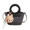 Bolso de Hombro de Cuero Esmerilado de Gama Alta Retro con Color Contrastante Bolsa Cesta de Verduras para Mujer Nueva Moda Otoño 2025 Bolso Cruzado