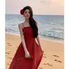 Vestido Estilo Férias na Praia Feminino 2024 Design de Verão Costas Nuas Alça Linha A Longo Estilo Francês Elegante Alça