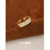 Novo Anel de Xadrez Pérola Zircônia Feminino Leve Luxo Elegante Versátil Dedo Indicador Anel Único Moda Transfronteiriço