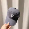 Boné de Baseball Simples Estilo Coreano para Crianças Tendência Meninos e Meninas 2-8 Anos Boné Estiloso com Letras Bico de Pato Tendência Aba Larga