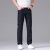 Ropa para Hombre Maple House / Novedad Primavera/Verano 2026 Jeans Rectos Ajustados Estilo Europeo, Pantalones Largos de Mezclilla Ligeros con Estiramiento