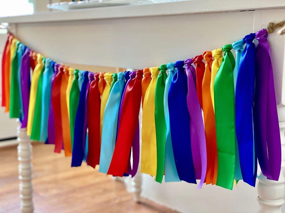 art-ribbon-bunting-free-shippi