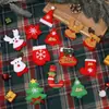 Acessórios de Desenho Animado Papai Noel Boneco de Neve Rena Pulseiras de Bater Broches Acessórios de Decoração de Natal Acessórios de Presente Atacado