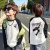 Camiseta de manga larga raglán de algodón puro para niños, nuevo estilo primavera/otoño con estampado color block, moderna y única, adecuada para niños de talla mediana y grande como capa base.