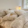 Lujoso juego de ropa de cama de cuatro piezas de gasa de doble capa 100% algodón de 60 hilos, hilo teñido 100% algodón, sensación de lujo ligero, funda de edredón para dormitorio, sábana y ropa de cama
