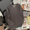 Camiseta de manga larga de primavera para hombre, nueva camiseta de cuello redondo, de marca de moda, plisada, drapeada, holgada, de alta gama, con cuello en V.