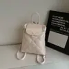 Mochila de moda estilo coreano con bordado acolchado para mujer 2026 Nueva Mochila Simple Gran Capacidad Portátil Bolso para Viajes Cotidianos Tendencia