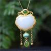 Plata esterlina S925 estilo antiguo con incrustaciones de jade blanco Hetian natural color jade color encaje colgante de candado Ruyi diseño retro femenino
